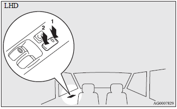 The tailgate can be locked or unlocked by using the central door lock switch