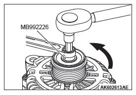 Mitsubishi Outlander. Engine Electrical