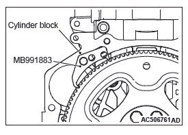 Mitsubishi Outlander. Engine Mechanical