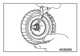 Mitsubishi Outlander. Continuously Variable Transaxle Overhaul