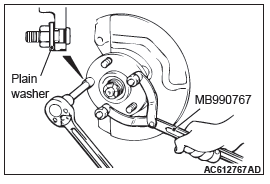 Mitsubishi Outlander. Front Axle