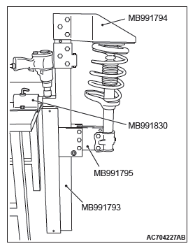 Mitsubishi Outlander. Front Suspension