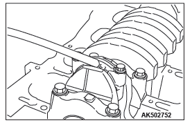 Mitsubishi Outlander. Engine Overhaul