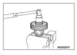 Mitsubishi Outlander. Continuously Variable Transaxle Overhaul