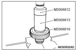 Mitsubishi Outlander. Continuously Variable Transaxle Overhaul