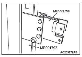 Mitsubishi Outlander. Rear Suspension