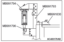 Mitsubishi Outlander. Rear Suspension