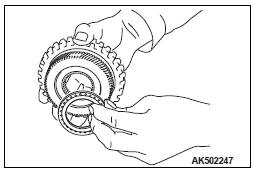 Mitsubishi Outlander. Continuously Variable Transaxle Overhaul