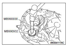 Mitsubishi Outlander. Continuously Variable Transaxle Overhaul