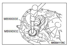 Mitsubishi Outlander. Continuously Variable Transaxle Overhaul