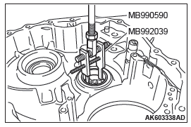 Mitsubishi Outlander. Automatic Transaxle Overhaul