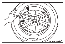 Mitsubishi Outlander. Wireless Control Module (WCM)