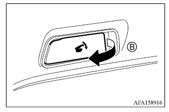 Mitsubishi Outlander second row seat preparation and head restraint position before folding